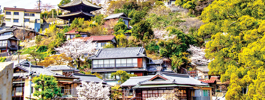 onomichi-hillside-temples-seto-inland-sea-japan