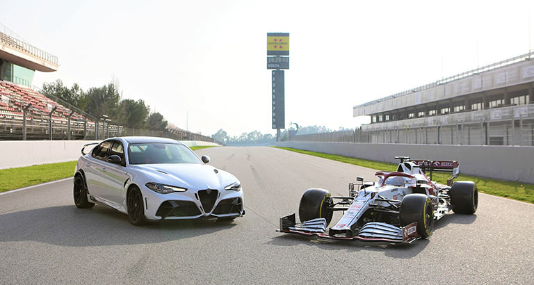 Kimi Räikkönen and Antonio Giovinazzi in Bahrain