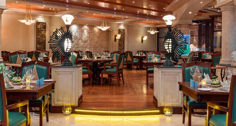 Waves Seafood Restaurant at the Crowne Plaza Bahrain