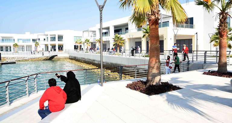 Sa’ada waterfront takes shape as outlets open 