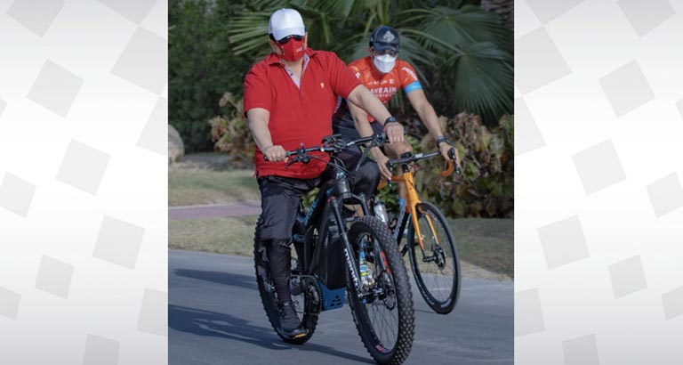 His Majesty King Hamad pictured cycling in Bahrain 